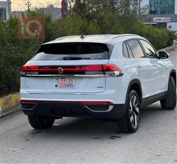 فولكسفاغن أطلس كروس سبورت